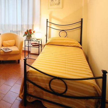 Hotel Prime Пистоя Екстериор снимка