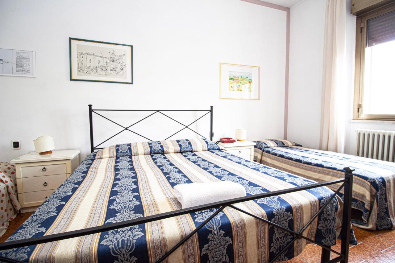 Hotel Prime Пистоя Екстериор снимка