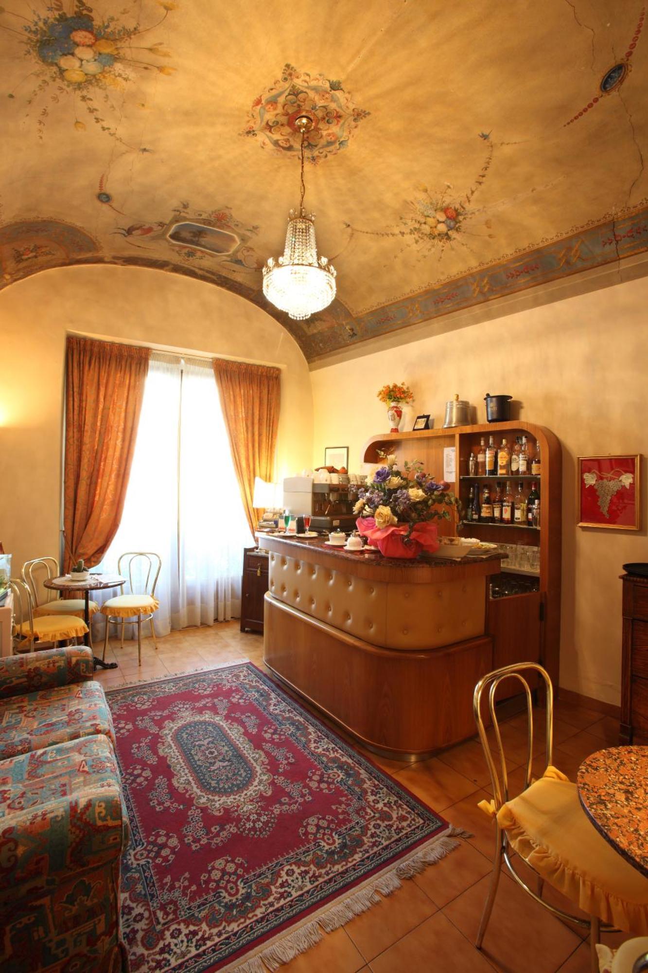 Hotel Prime Пистоя Екстериор снимка